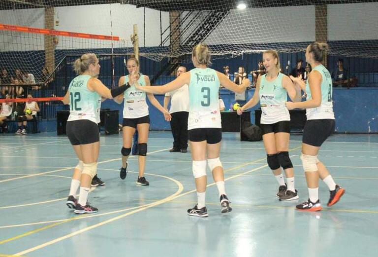 Troféu Haraldo Altmann prossegue nesta terça-feira com dois jogos