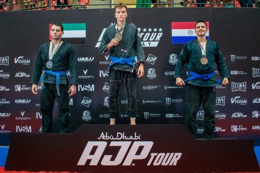 Aprove Jiu-Jitsu conquista o 4º lugar geral em competição no Paraguai