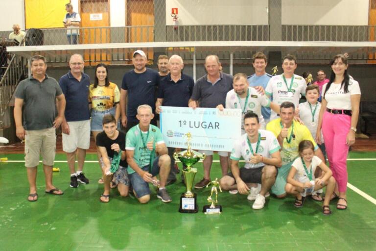 Com emoção até o fim, Palmeirinhas vence Germânia e fatura o Veterano de Entre Rios do Oeste