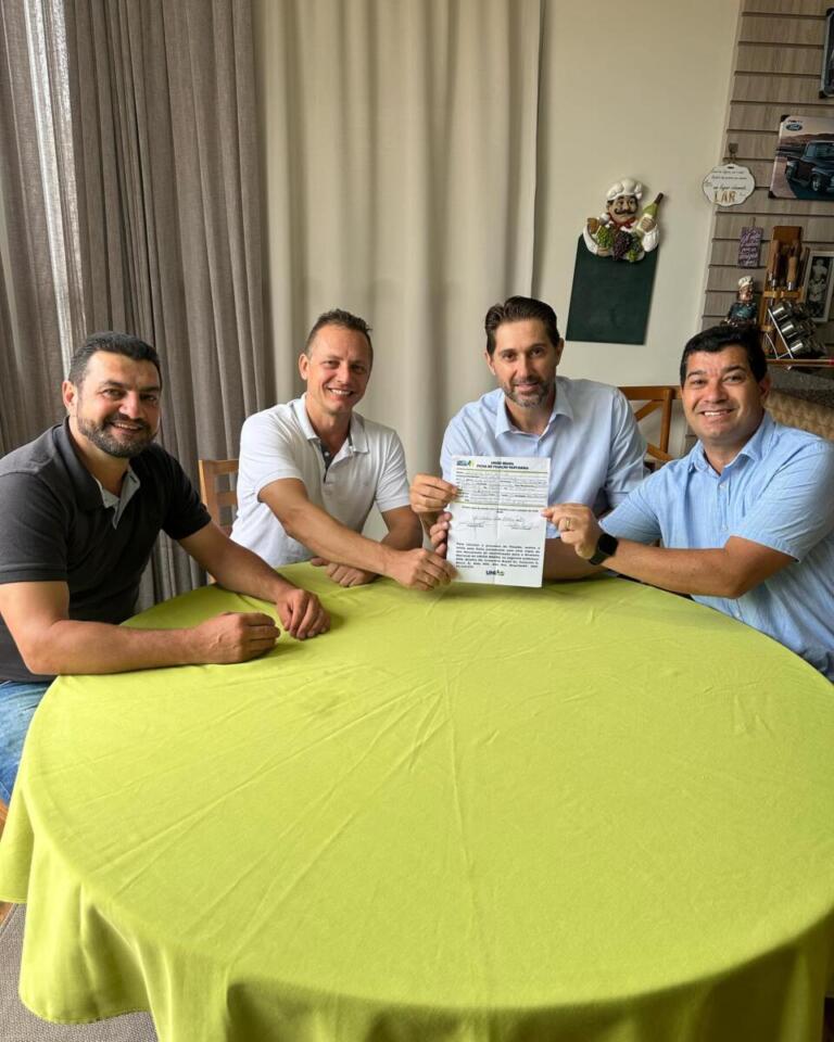 Coronel Welyngton e vereador Rafael Heinrich se filiam no União Brasil