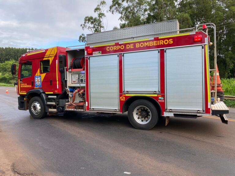 Incêndio destrói ensiladeira próximo a Quatro Pontes