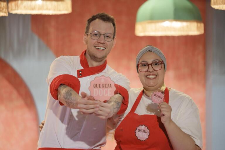 Professora do programa bilíngue do Martin Luther é vencedora de competição televisiva