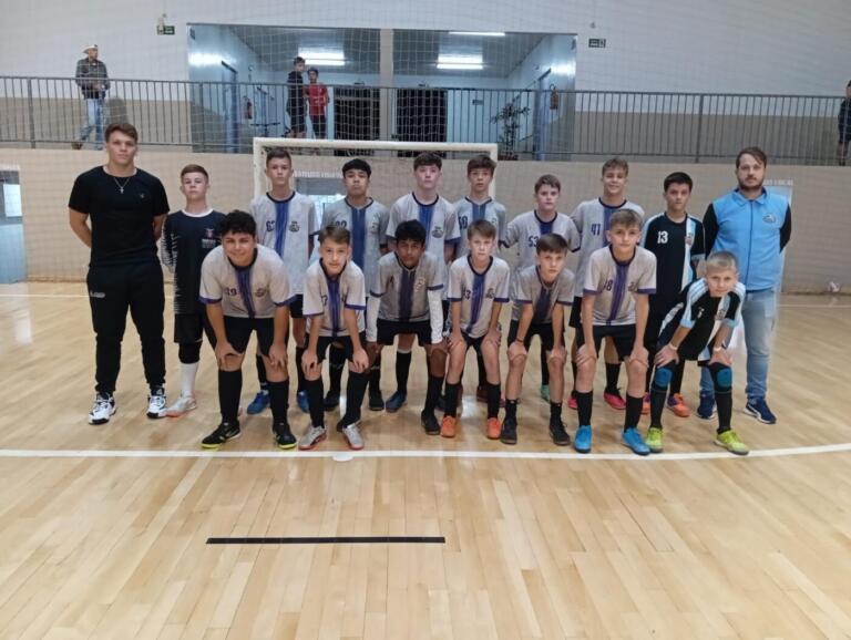 Equipes de Pato Bragado estreiam com vitórias na Copa Amizade de Futsal