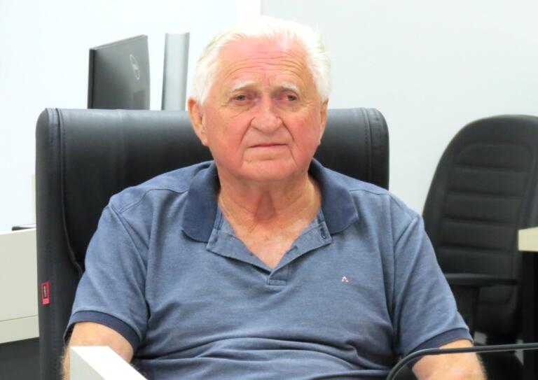 Pedro Rauber solicita conclusão da pavimentação entre Novo Horizonte e Bela Vista