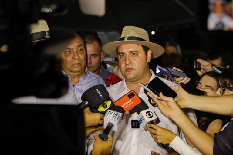 Com destaque para educação, infraestrutura e emprego, Ratinho Junior tem aprovação de 79%