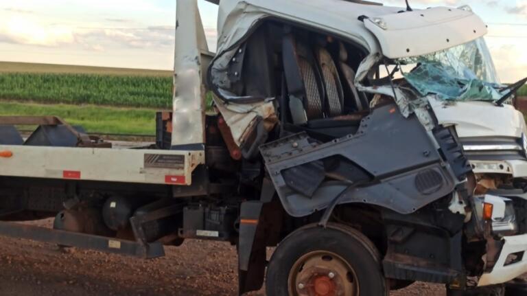 Acidente entre Toledo e Marechal Rondon deixa duas pessoas feridas