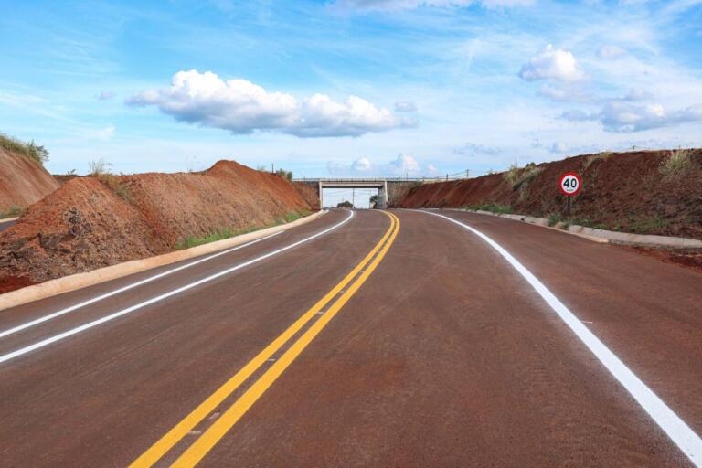 Com tráfego já liberado, novo contorno de Marechal Rondon recebe últimos serviços