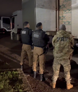 15 mil celulares são apreendido em ação conjunta da PM e PRF de Quatro Pontes