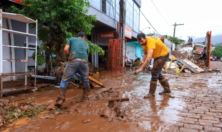 Temporais no Rio Grande do Sul: sobe para 56 o número de mortos; pelo menos 356 mil estão sem luz 