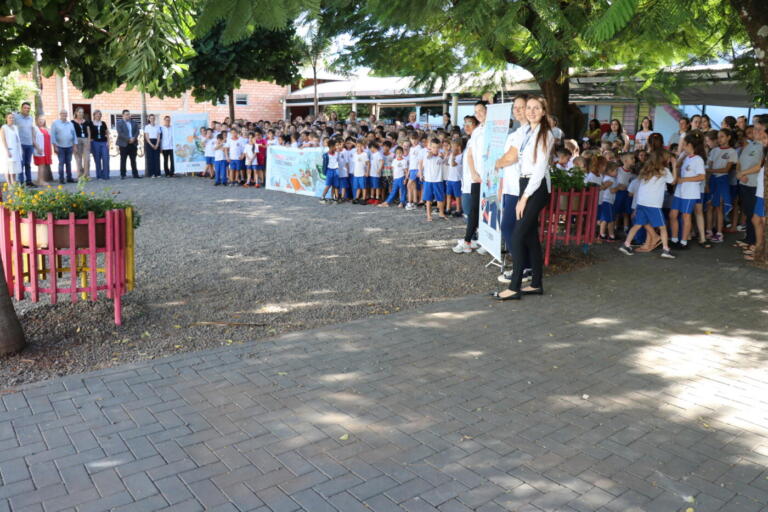 Pato Bragado e Sesi implantam oficinas de aprendizagem no ensino integral e contraturno escolar