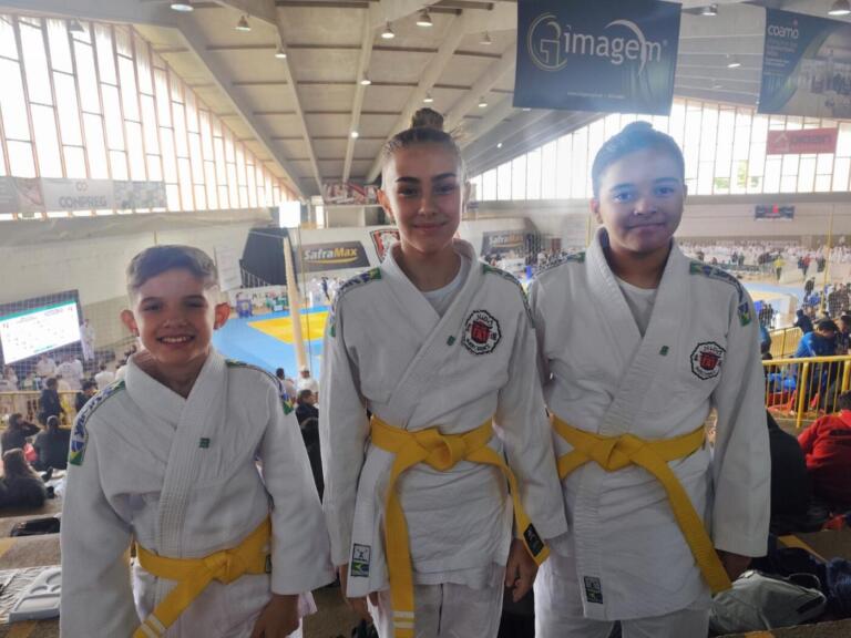 Mercedes se destaca no Circuito Paranaense de Judô
