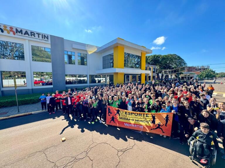 Dia do Desafio: Colégio Martin Luther agita o centro rondonense
