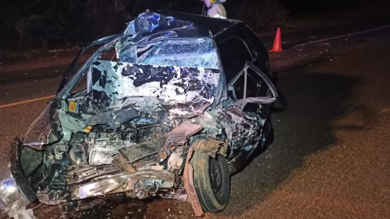 Homem morre e criança fica gravemente ferida em batida em Toledo