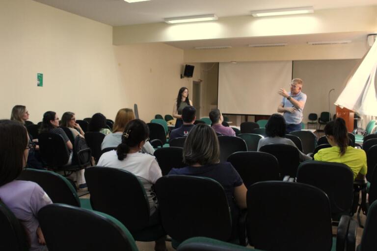 Pró-Reitoria de Extensão debate projeto “Unioeste na Comunidade” em Marechal Rondon