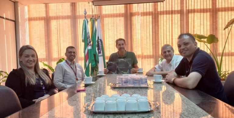 Prefeitura de Marechal Rondon recebe relatório de ações do Sesc e Senac Paraná
