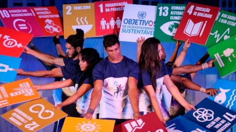 Pato Bragado recebe o espetáculo teatral, “Juliana e Romão – um caso de separação”