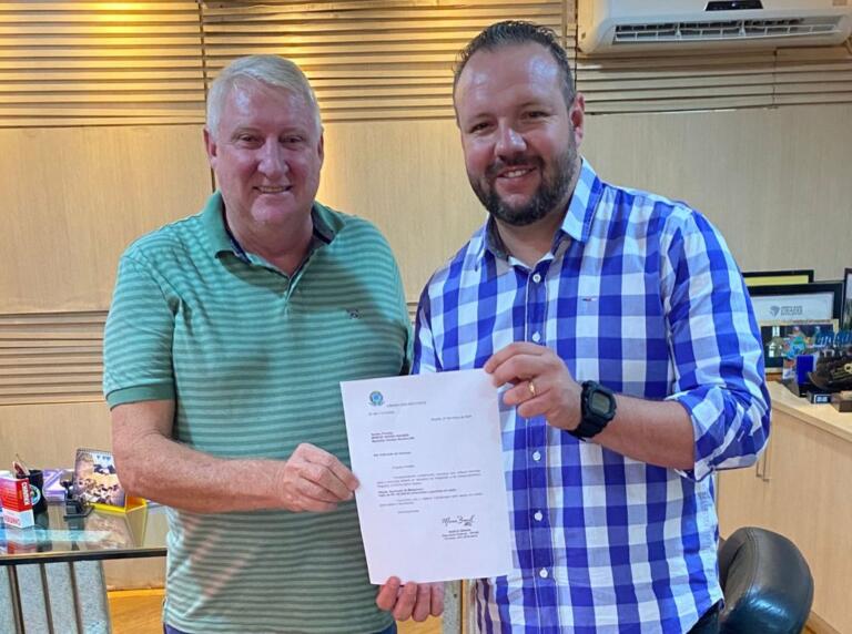 Marco Brasil destina recurso a Marechal Rondon para aquisição de motoniveladora