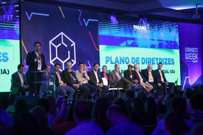 Tecpar e Sebrae-PR formalizam parceria em projeto de inovação em saúde e biotecnologia