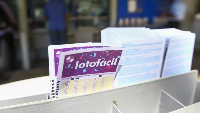 Morador de Curitiba fatura em aposta na Lotofácil R$780 mil; veja como jogar