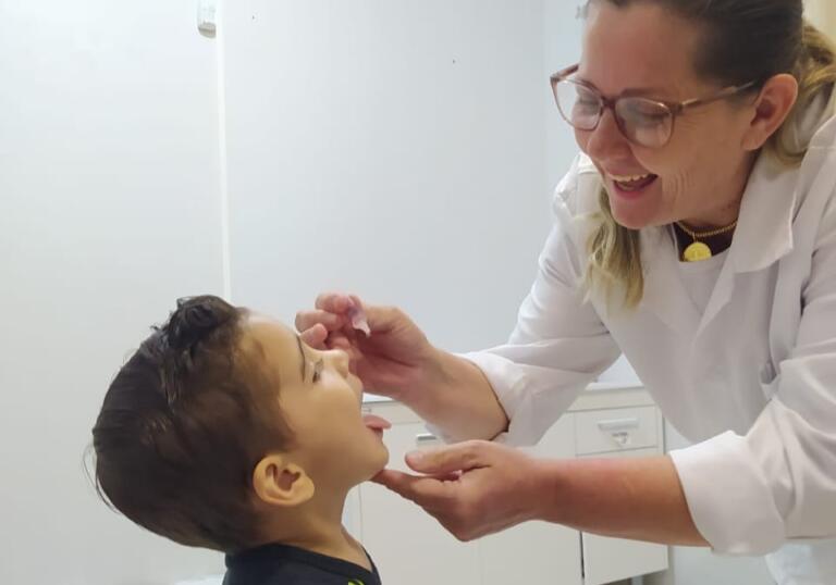 Vacinação contra a poliomielite segue até sexta-feira em Marechal Rondon