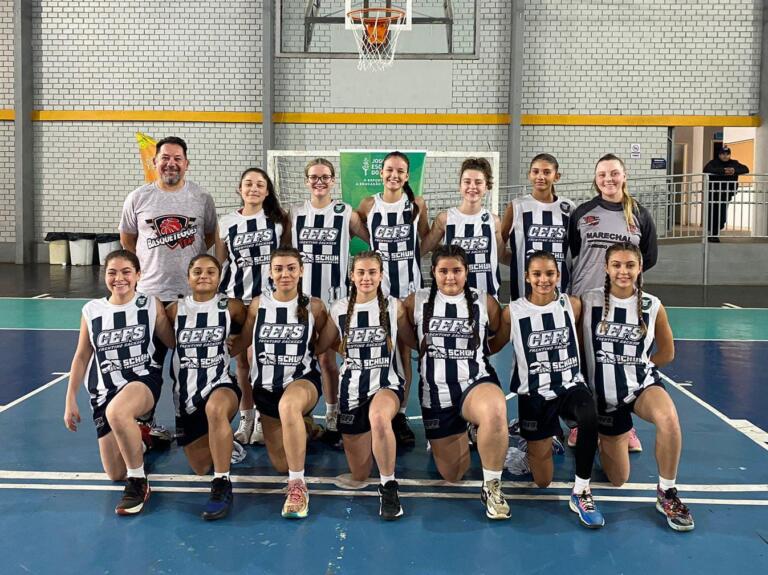Basquete B do Frentino Sackser conquista a prata nos Jogos Escolares; masculino é 4º
