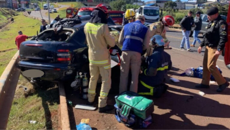 Criança que morreu em acidente não estava em cadeirinha e carro estava superlotado