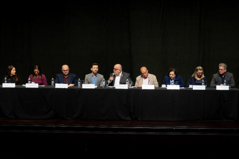 Estado define estratégias com municípios para aumentar cobertura vacinal