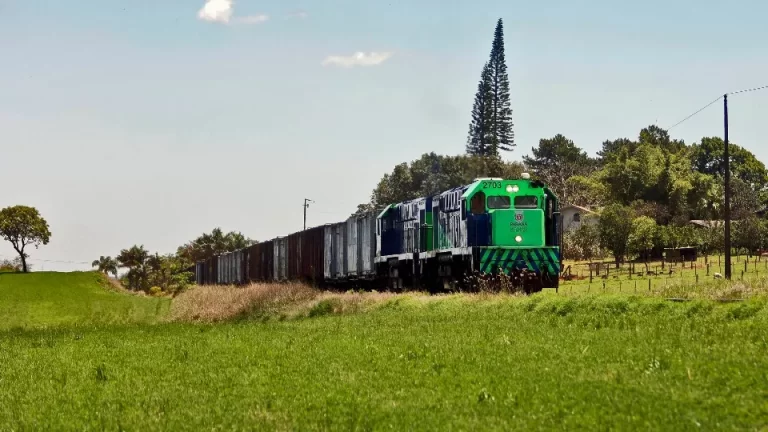 Governo do Paraná pede autorização para desestatização da Ferroeste