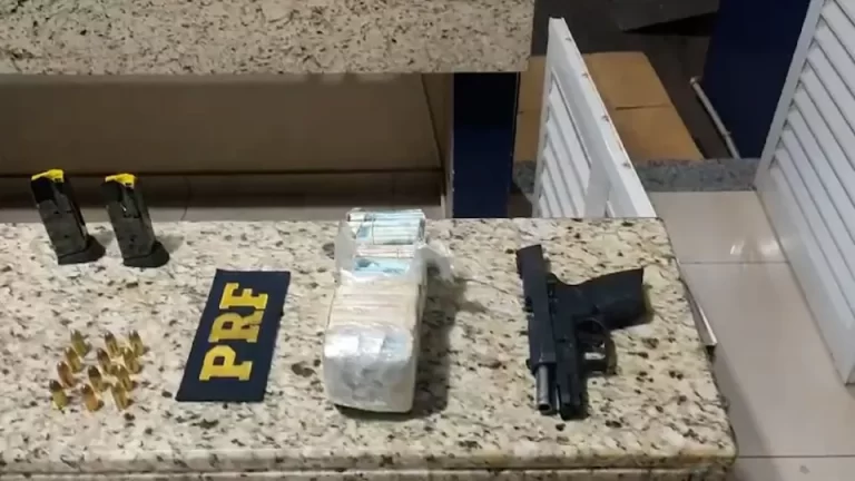 Motorista é preso com pistola e R$ 33 mil em Santa Terezinha de Itaipu