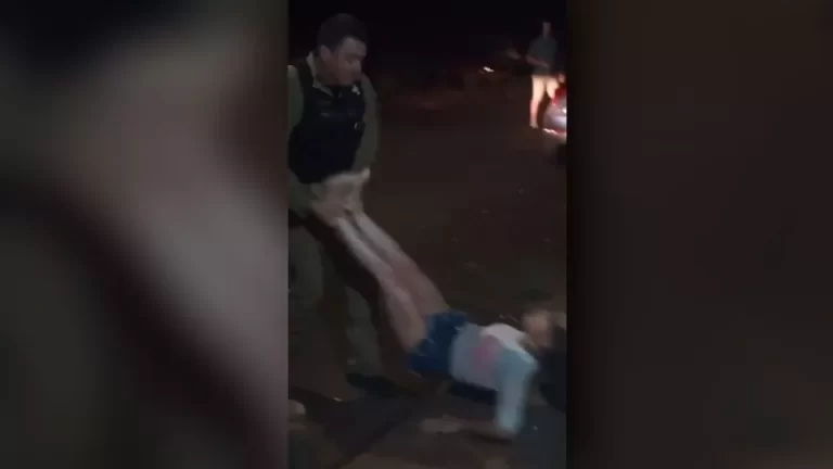 Policial militar agride mulher com tapas, chutes e puxões de cabelo no Paraná
