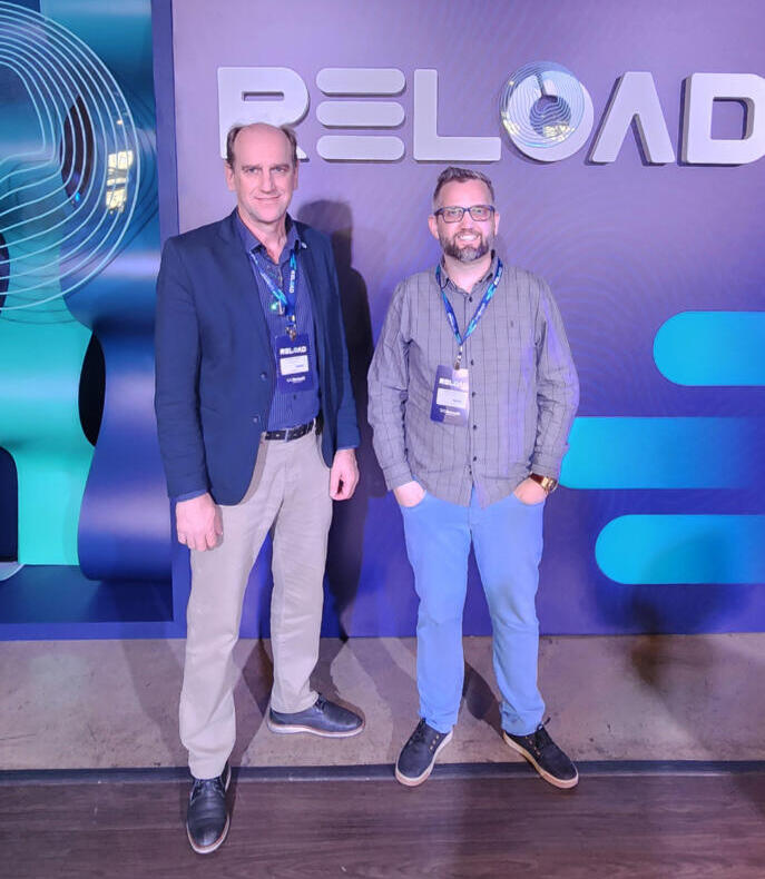 Equipe do Colégio Martin Luther participa de evento com grandes nomes do cenário nacional