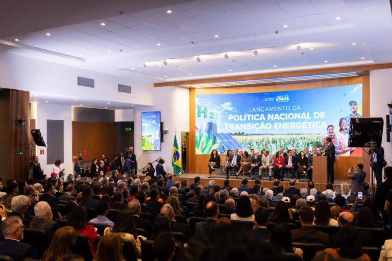 Itaipu participa em Brasília de lançamento da Política Nacional de Transição Energética