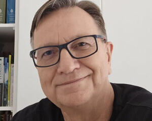 Geólogo explica degradação do planeta e alerta para desafios que vêm pela frente