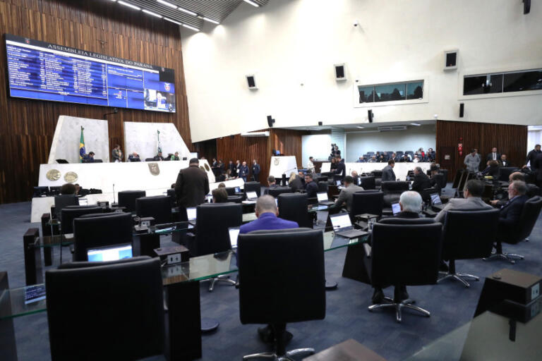 Assembleia aprova projeto que permite pagamento de débitos para evitar apreensão de veículos