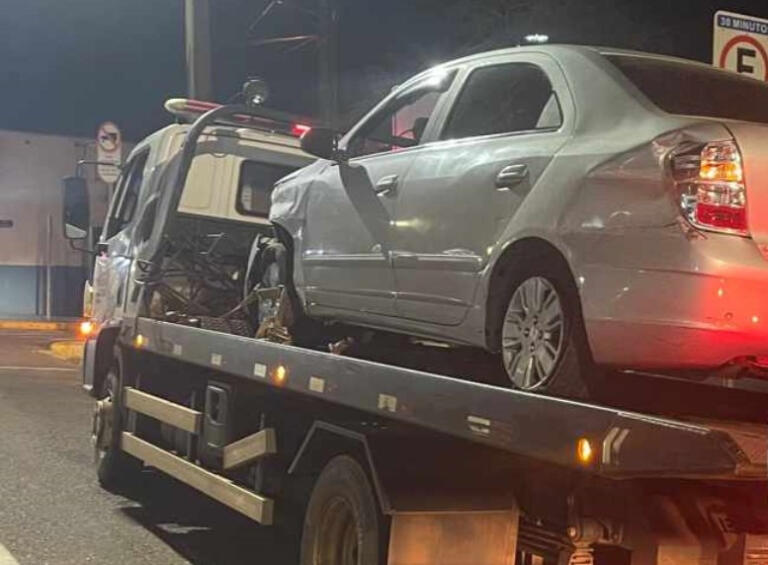 Após 10 km de fuga entre Mercedes e Marechal Rondon, jovem é preso com carro carregado de cigarros