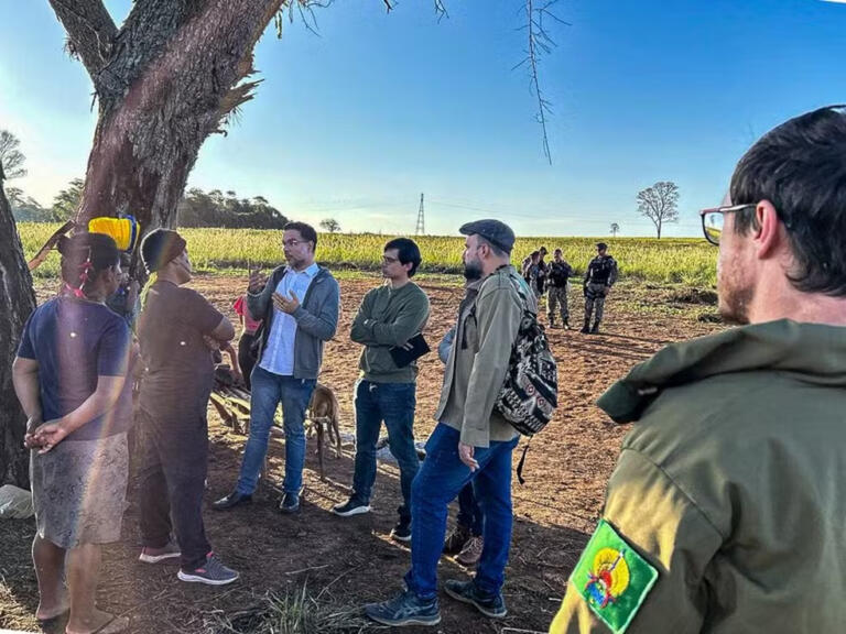 Justiça suspende reintegração de posse em área disputada por indígenas e ruralistas no oeste do Paraná