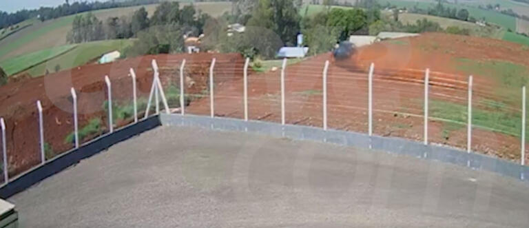 Traficante cai em barranco ao fugir da polícia em Marechal Rondon; veja vídeo