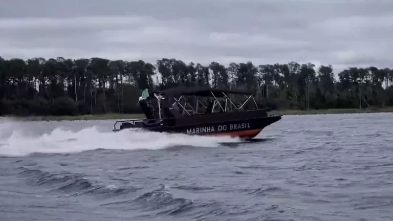 Marinha do Brasil intensifica número de militares no Lago de Itaipu