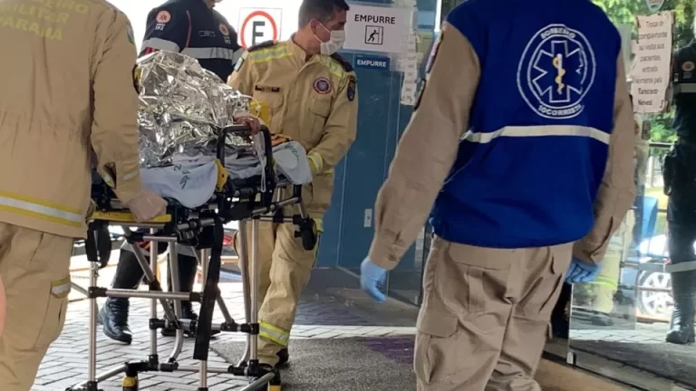 Incêndio atinge fábrica na BR-277 e deixa três trabalhadoras feridas