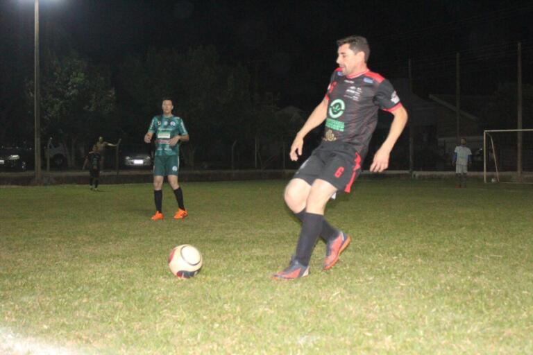 AABB/Tintas Rondon estreia com goleada no Municipal Veterano; Zanella vence a segunda