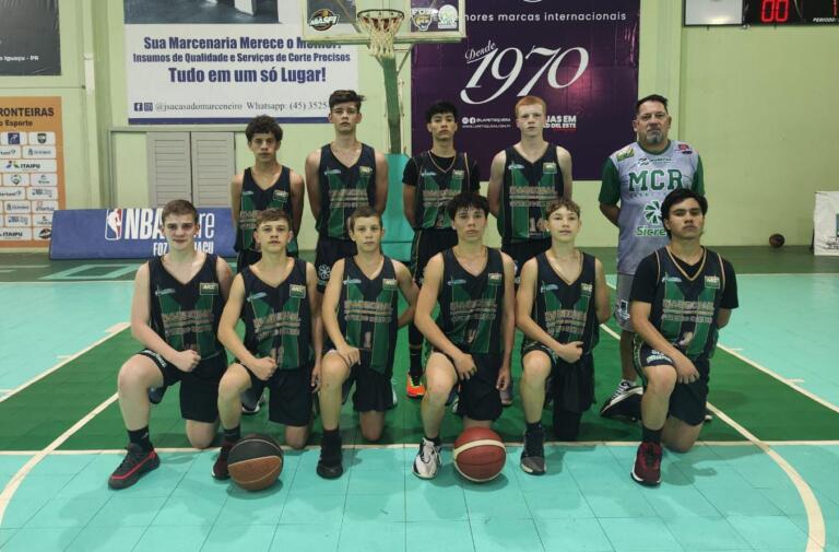 Marechal Rondon/AACC/ACB em ação no Paranaense de Basquete