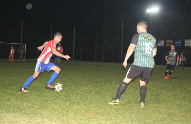 Rodada do Municipal de Futebol Suíço Veterano tem 33 gols