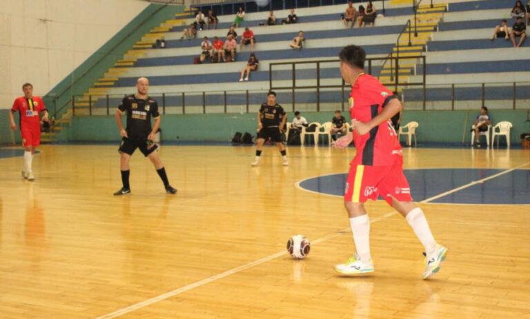 J&D Estofados e Good Beer fecham terceira semana do Municipal com goleadas