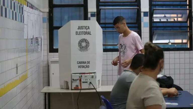 Número de eleitores de 16 e 17 anos aumentou 78% desde 2020