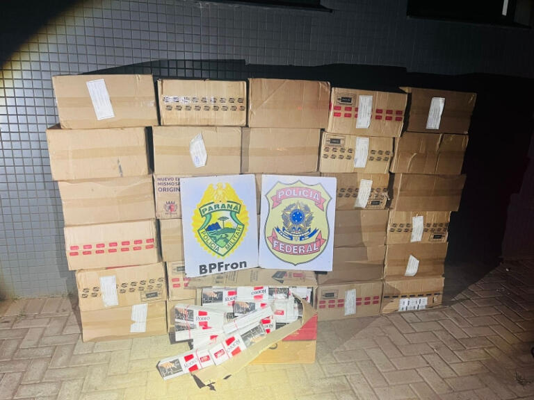 BPFron e PF apreendem barco e cigarros contrabandeados em Guaíra