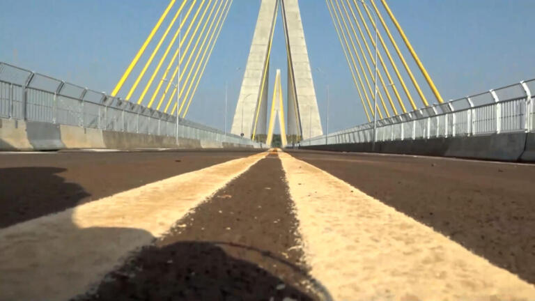 Diretores de Itaipu fazem inspeção nas obras de acesso à Ponte da Integração