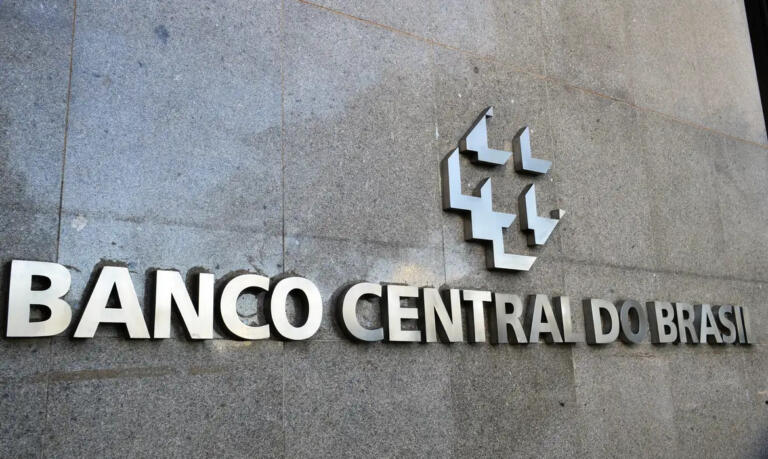 Ataque cibernético compromete sistema financeiro e desvia milhões de contas no Banco Central