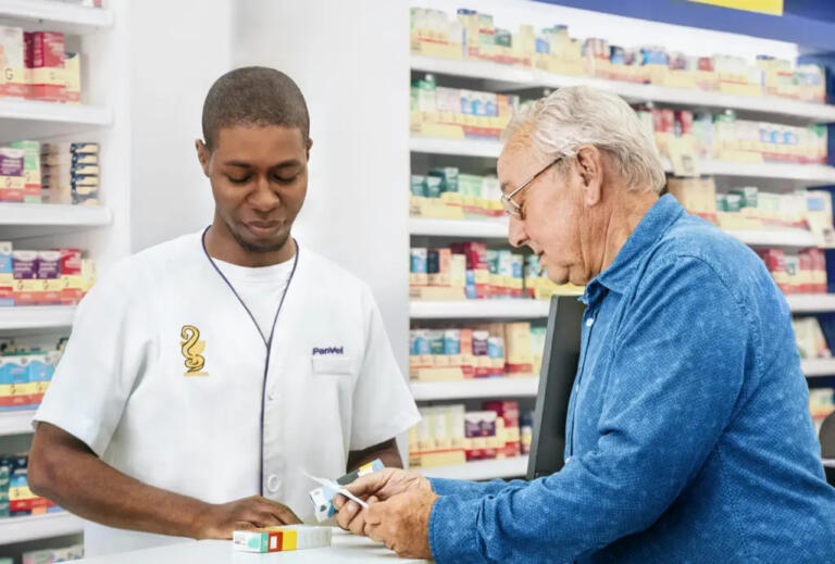 Mercedes abre processo seletivo para contratação de farmacêutico