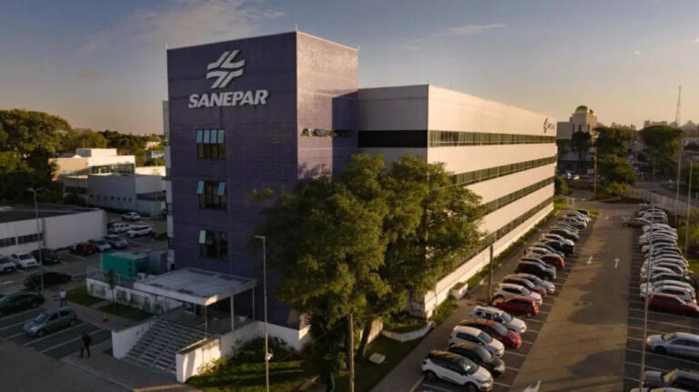 Sanepar abre concurso com vagas para todo o estado
