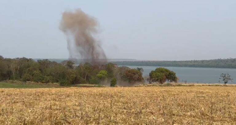 Portos clandestinos em Guaíra são explodidos em operação policial